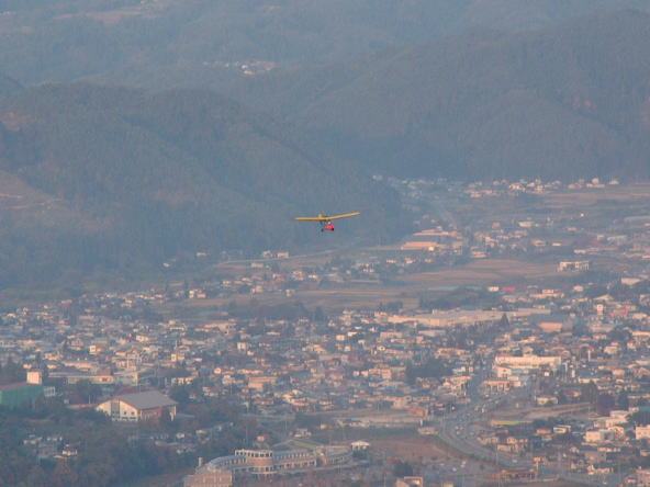 钬